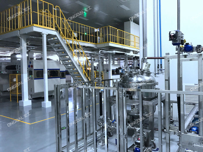 IMG_3317 吹膜機(jī)配套風(fēng)送設(shè)備